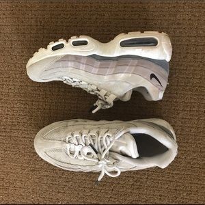 Purple and Grey Nike air max’s